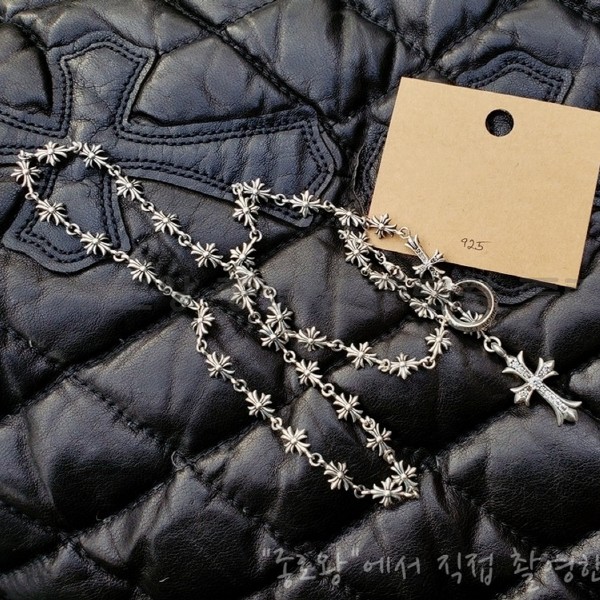 Chrome Hearts 크롬하츠 타이니 크로스 초커 목걸이 (쥬얼리셋팅)